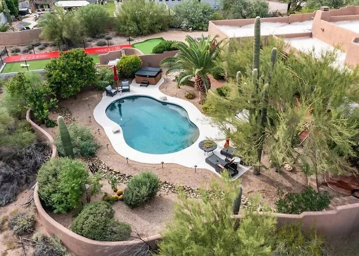 Desert Hideaway Shuffleboard Court Golf Billiards Holiday home Scottsdale